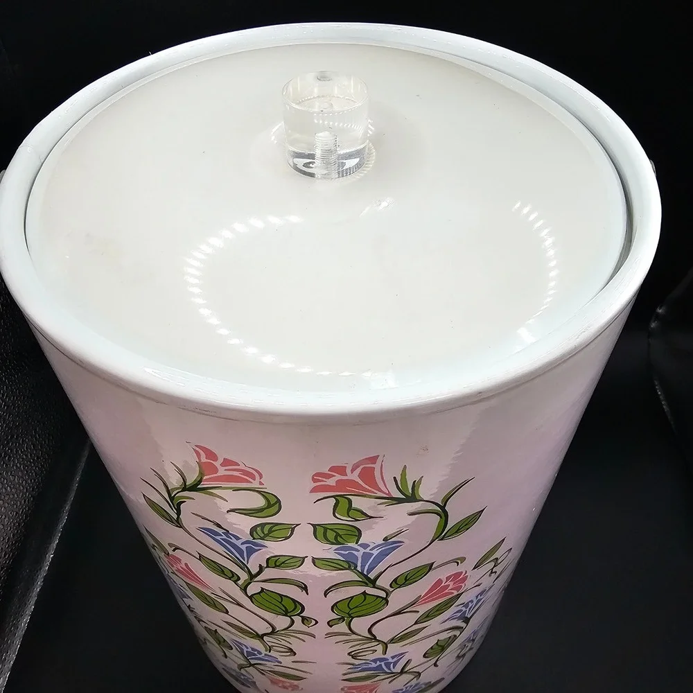 Vintage 1960s Ice Bucket White‎ Enamel Floral Lucite Handle MCM Barware